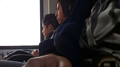 Latină sexy cu o păsărică udă